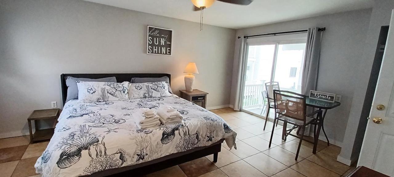 Motel Breakers By The Sea à Hampton Extérieur photo