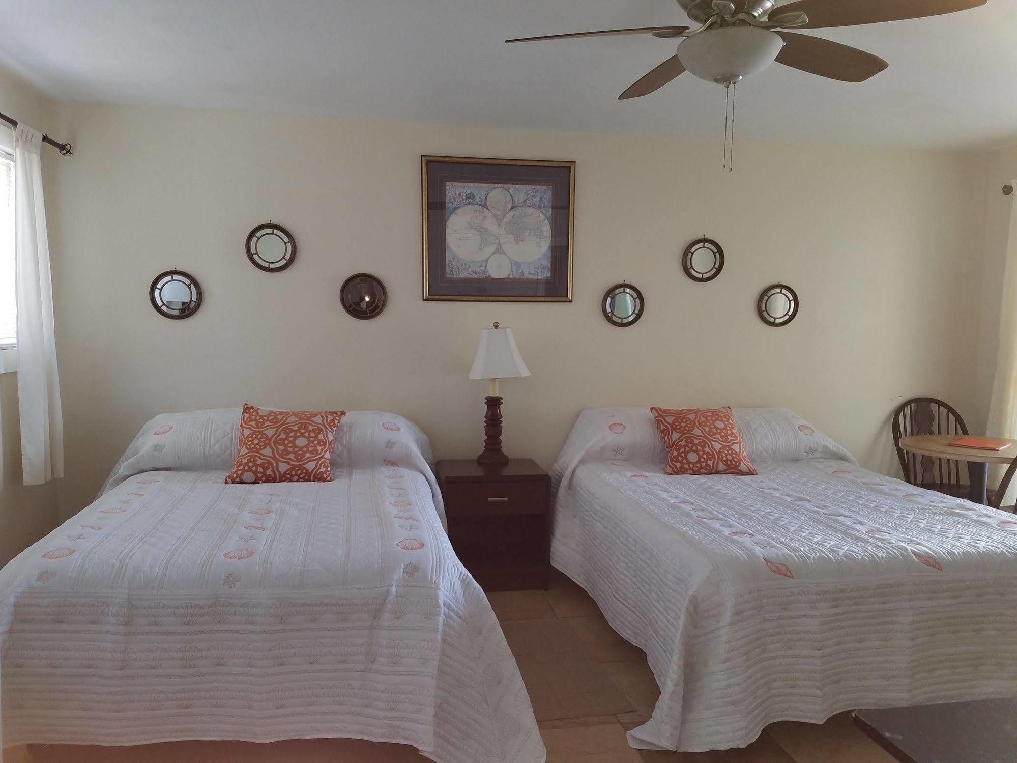 Motel Breakers By The Sea à Hampton Extérieur photo