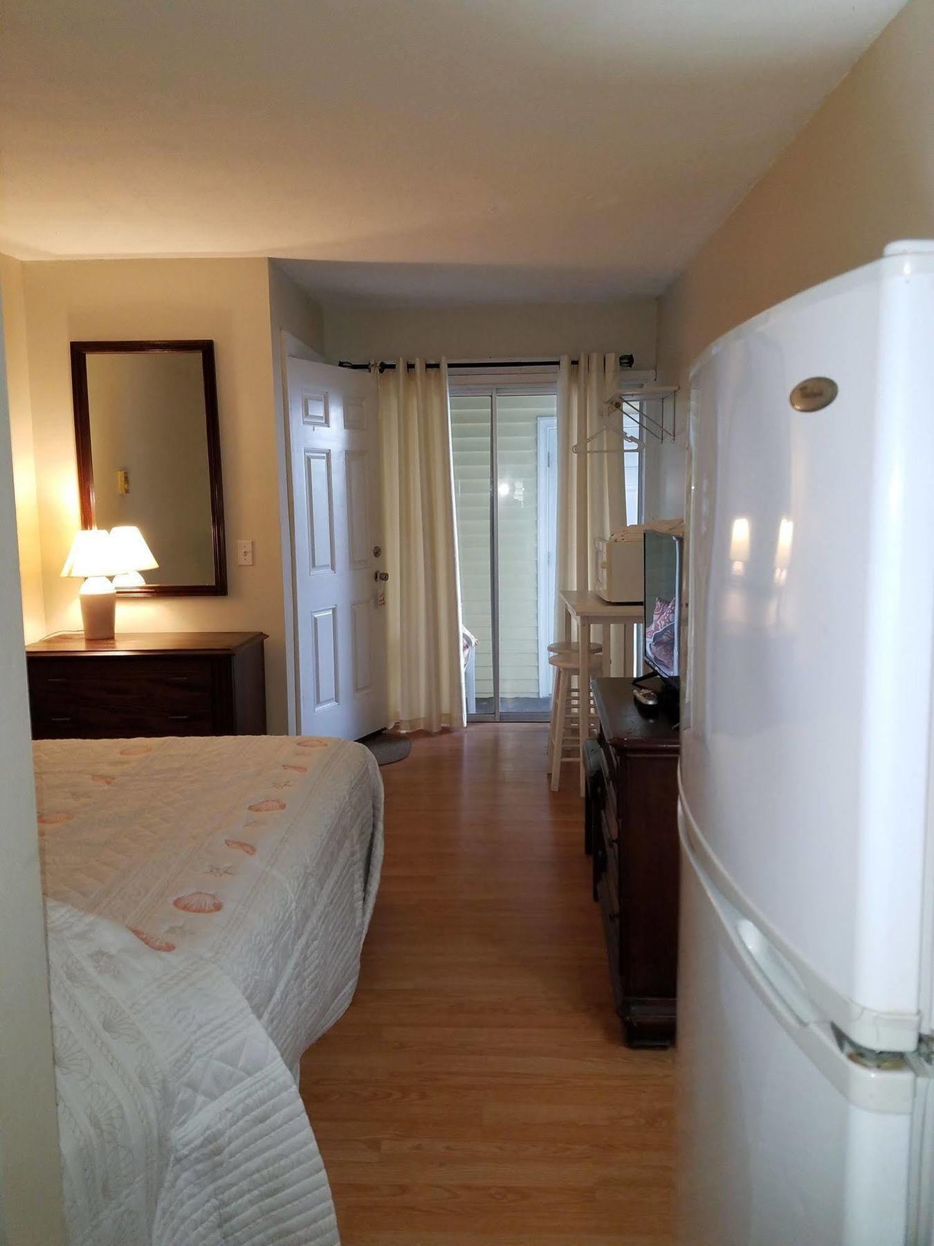 Motel Breakers By The Sea à Hampton Extérieur photo